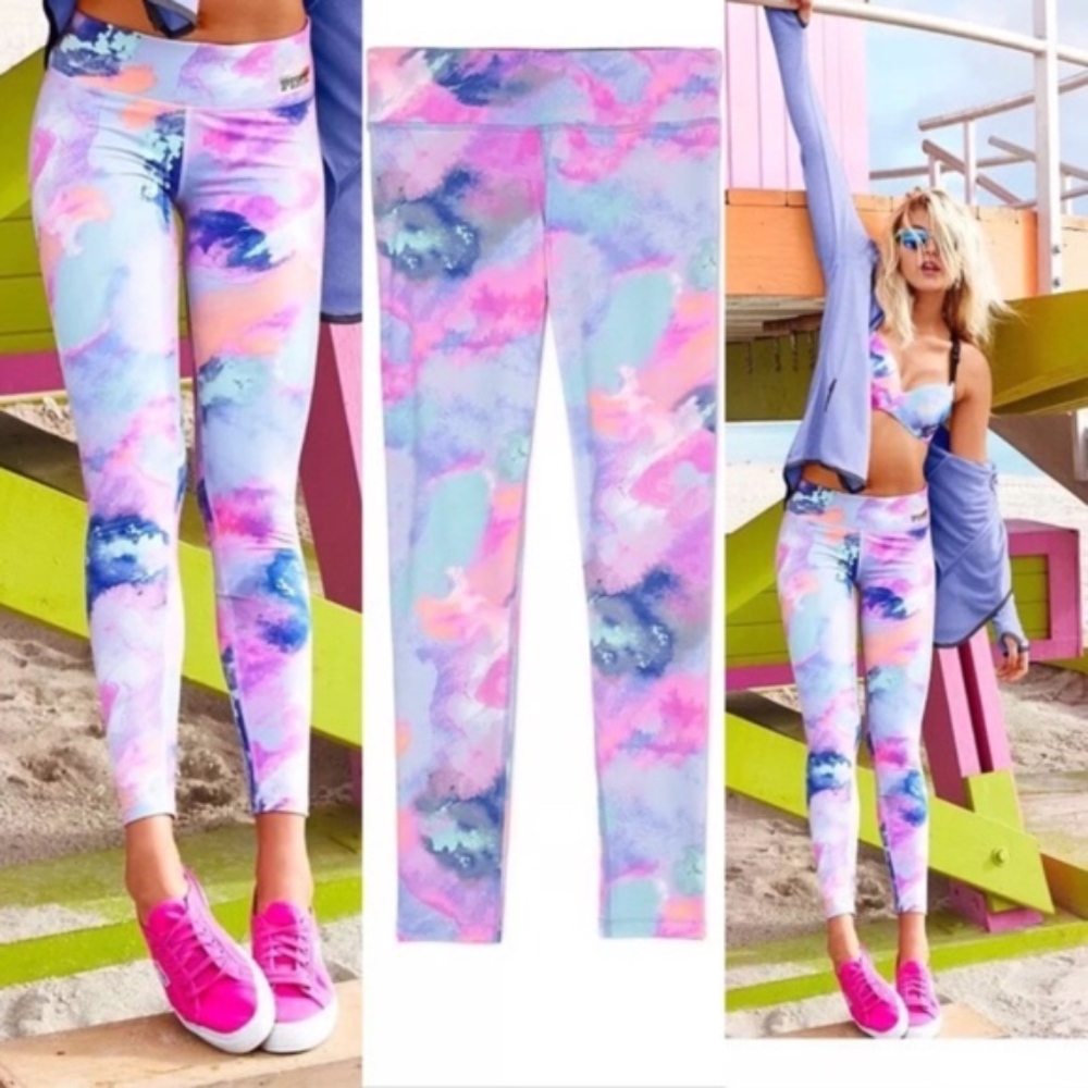 Victoria Secret Pink Pastel Water color Le…